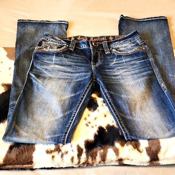 Rock Revival Jeans - Picture 1 of 3
